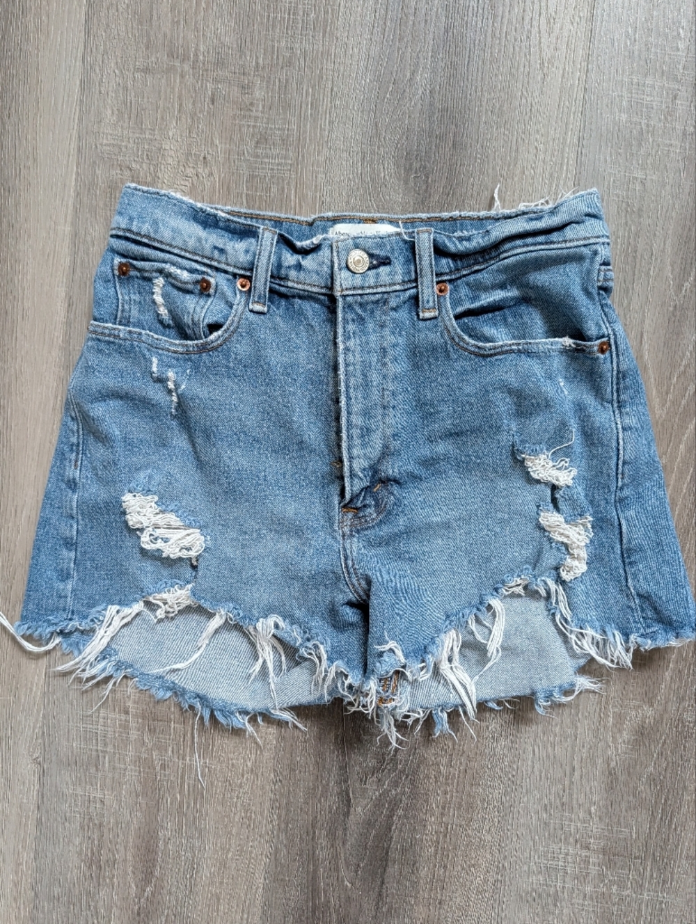 Abercrombie & Fitch High Rise Mom Shorts Distressed Denim Size 27